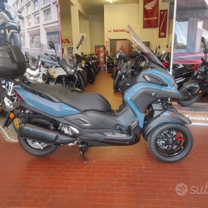 Yamaha TriCity 300 2025